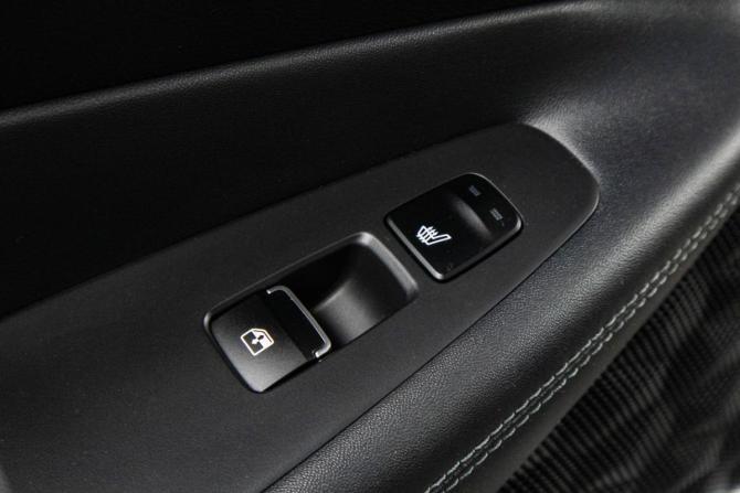 Hyundai Santa Fe IV Рестайлинг с пробегом 2023 года, цена 4 699 000 рублей, 85650 км, внедорожник, Автокод Объявления
