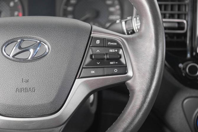 Hyundai Solaris II Рестайлинг с пробегом 2021 года, цена 1 649 000 рублей, 57073 км, седан, Автокод Объявления