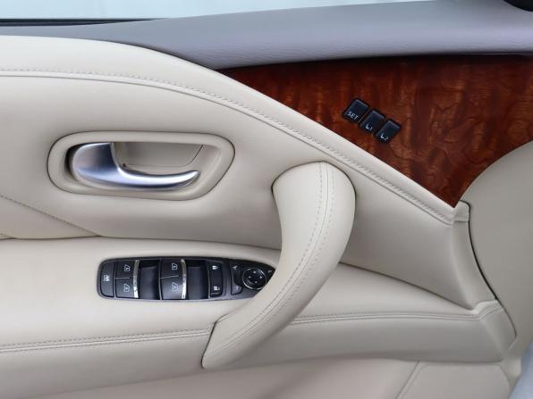 Infiniti QX80 I Рестайлинг с пробегом 2015 года, цена 3 099 000 рублей, 97000 км, внедорожник, Автокод Объявления
