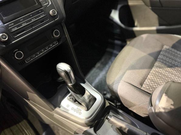 Volkswagen Polo V Рестайлинг с пробегом 2017 года, цена 1 420 000 рублей, 139000 км, седан, Автокод Объявления