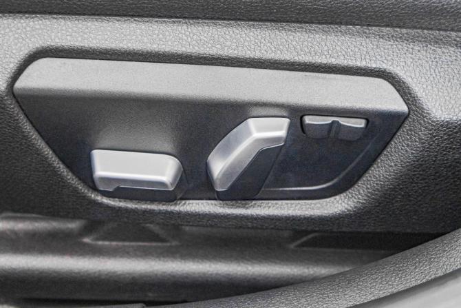 BMW 3 серии VI (F3x) Рестайлинг с пробегом 2017 года, цена 2 049 000 рублей, 67000 км, седан, Автокод Объявления