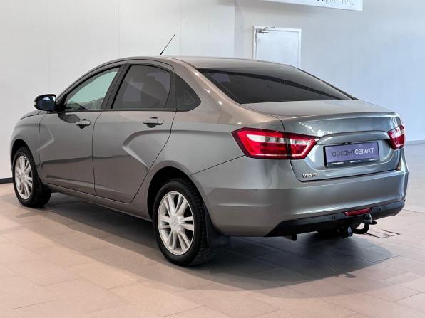 Lada (ВАЗ) Vesta I с пробегом 2018 года, цена 892 000 рублей, 113172 км, седан, Автокод Объявления