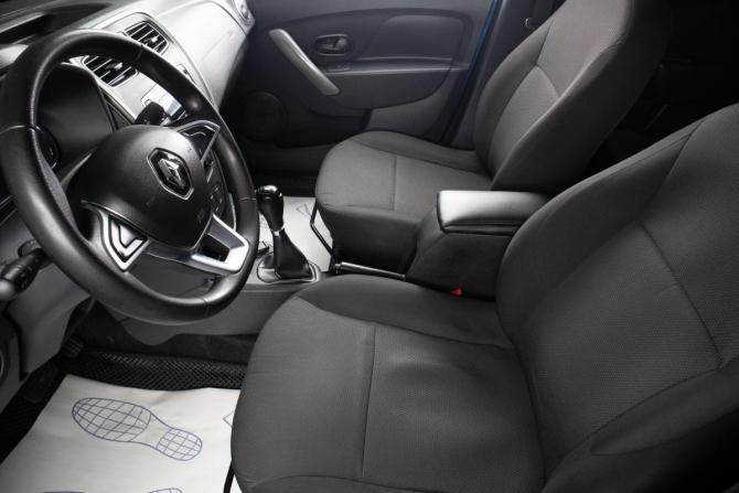 Renault Logan II Рестайлинг с пробегом 2019 года, цена 1 079 000 рублей, 156528 км, седан, Автокод Объявления