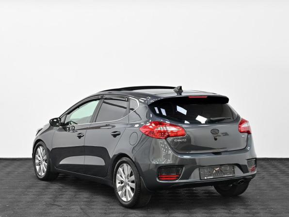 Kia Ceed II Рестайлинг с пробегом 2017 года, цена 1 249 000 рублей, 171000 км, хэтчбек, Автокод Объявления