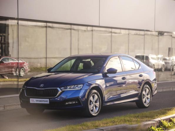 Skoda Octavia IV (A8) с пробегом 2021 года, цена 2 050 000 рублей, 79773 км, лифтбек, Автокод Объявления