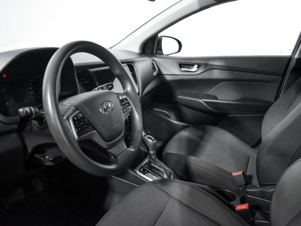 Hyundai Solaris II с пробегом 2019 года, цена 1 270 000 рублей, 98886 км, седан, Автокод Объявления