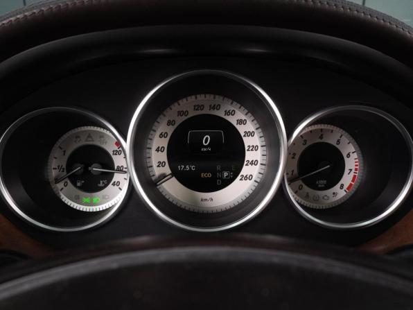 Mercedes-Benz CLS II (C218) Рестайлинг с пробегом 2014 года, цена 2 869 000 рублей, 262258 км, седан, Автокод Объявления