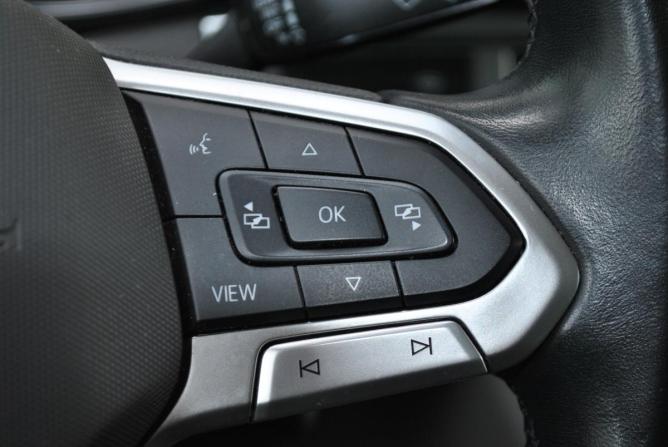 Volkswagen Caravelle T6 Рестайлинг с пробегом 2021 года, цена 4 750 000 рублей, 127000 км, минивэн, Автокод Объявления