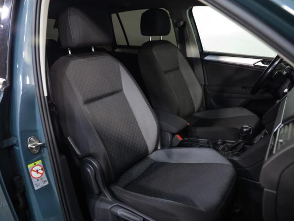 Volkswagen Tiguan II с пробегом 2020 года, цена 1 999 000 рублей, 179212 км, внедорожник, Автокод Объявления