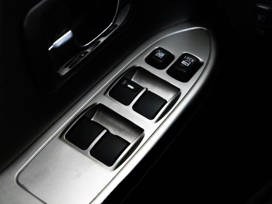Mitsubishi Pajero IV Рестайлинг 1 Санкт-Петербург  - изображение 18