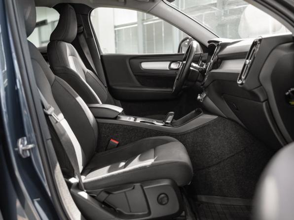 Volvo XC40 I с пробегом 2021 года, цена 2 820 000 рублей, 105824 км, внедорожник, Автокод Объявления