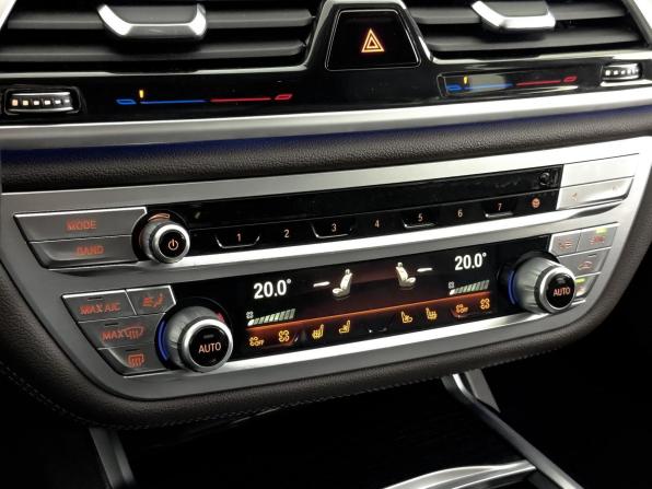 BMW 7 серии VI (G11/G12) Рестайлинг с пробегом 2019 года, цена 5 690 000 рублей, 112070 км, седан, Автокод Объявления