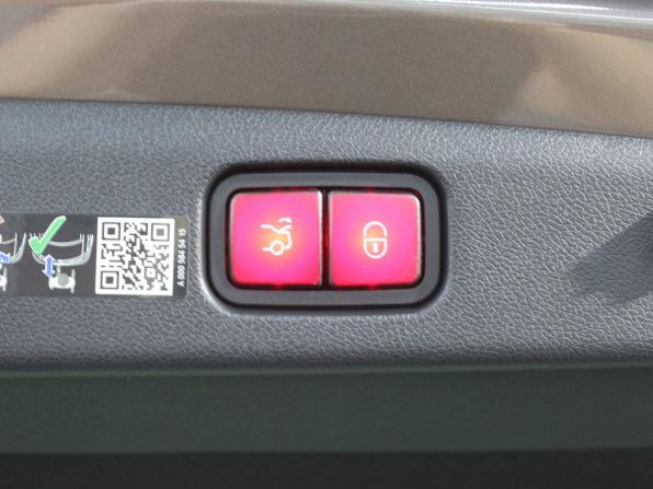 Mercedes-Benz E-Класс VI (W214 S214) с пробегом 2024 года, цена 6 990 000 рублей, 2727 км, седан, Автокод Объявления