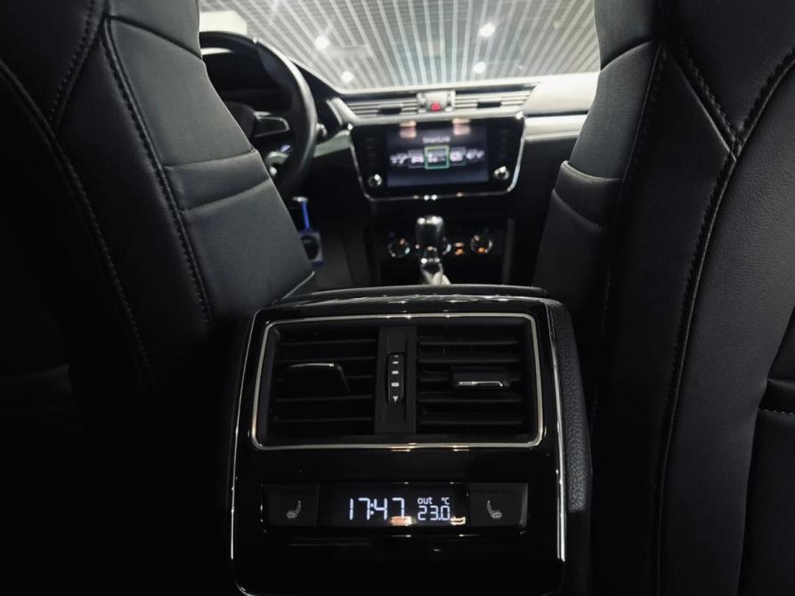Skoda Superb III Москва  - изображение 19