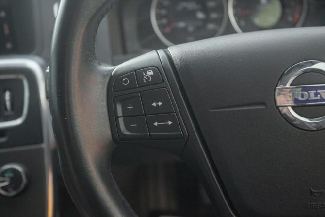 Volvo V60 I с пробегом 2012 года, цена 1 145 000 рублей, 101000 км, универсал, Автокод Объявления