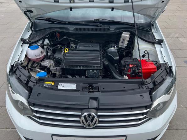 Volkswagen Polo V Рестайлинг с пробегом 2016 года, цена 985 000 рублей, 189500 км, седан, Автокод Объявления