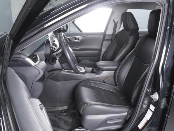 Toyota RAV4 V (XA50) с пробегом 2021 года, цена 3 250 000 рублей, 92899 км, внедорожник, Автокод Объявления