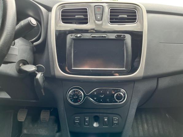 Renault Sandero II с пробегом 2014 года, цена 770 000 рублей, 138045 км, хэтчбек, Автокод Объявления