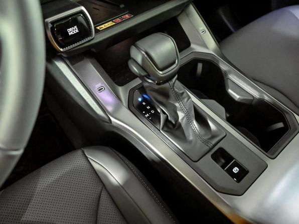 Toyota RAV4 VI (XA60) с пробегом 2026 года, цена 4 650 000 рублей, 37 км, внедорожник, Автокод Объявления