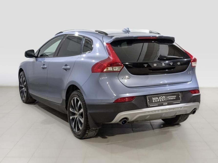 Volvo V40 II Рестайлинг Химки  - изображение 7