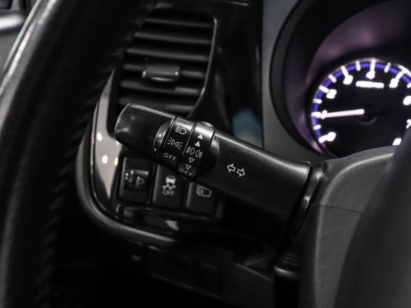 Mitsubishi Outlander III Рестайлинг 2 с пробегом 2015 года, цена 1 680 000 рублей, 89069 км, внедорожник, Автокод Объявления