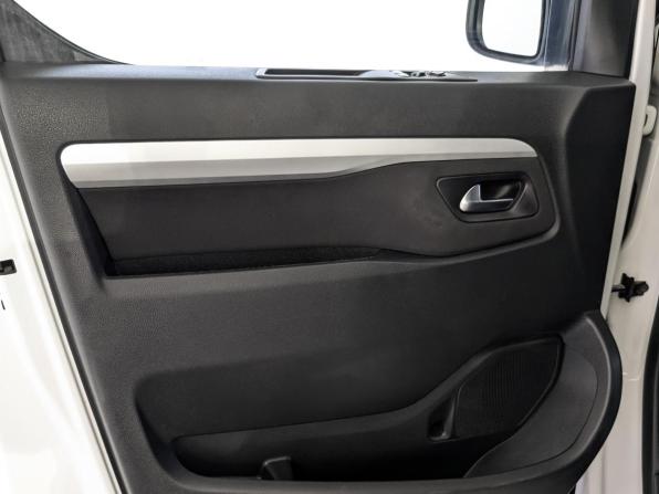 Citroen SpaceTourer I с пробегом 2021 года, цена 3 350 000 рублей, 97749 км, минивэн, Автокод Объявления