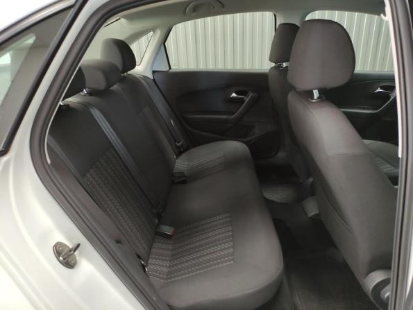 Volkswagen Polo V с пробегом 2015 года, цена 919 000 рублей, 168000 км, седан, Автокод Объявления