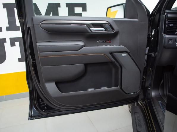 GMC Sierra IV Рестайлинг с пробегом 2025 года, цена 10 999 000 рублей, 52 км, offers.body_type.unknown, Автокод Объявления
