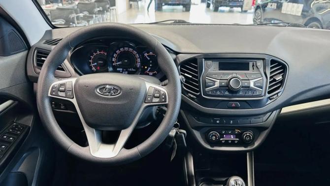 Lada (ВАЗ) Vesta I с пробегом 2018 года, цена 928 000 рублей, 89000 км, седан, Автокод Объявления