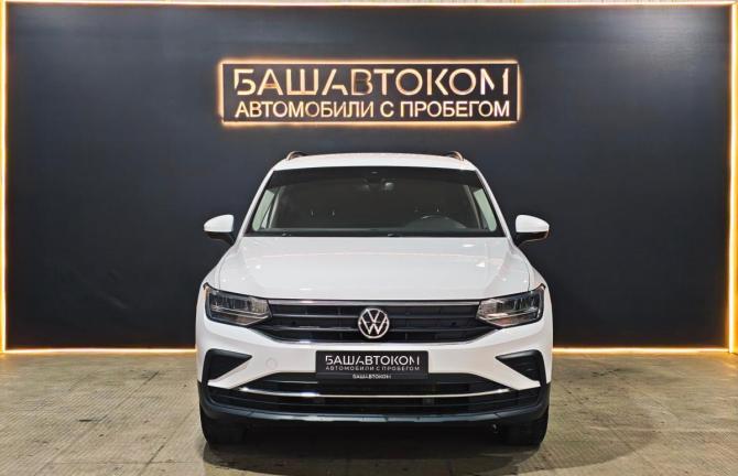 Volkswagen Tiguan II Рестайлинг с пробегом 2021 года, цена 2 929 000 рублей, 62042 км, внедорожник, Автокод Объявления