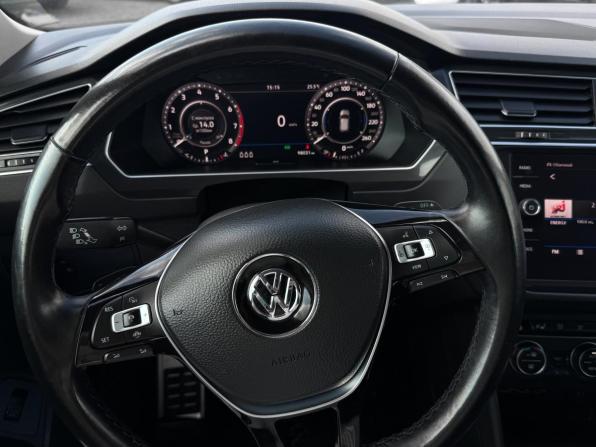 Volkswagen Tiguan II с пробегом 2018 года, цена 3 040 000 рублей, 98031 км, внедорожник, Автокод Объявления