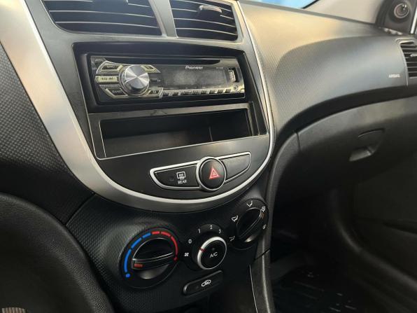 Hyundai Solaris I с пробегом 2013 года, цена 698 960 рублей, 157395 км, седан, Автокод Объявления