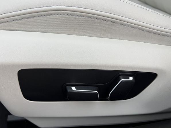 BMW 5 серии VIII (G60/G61/G68) с пробегом 2024 года, цена 7 600 000 рублей, 3400 км, седан, Автокод Объявления