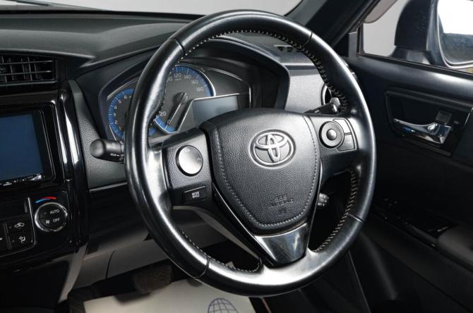 Toyota Corolla XI (E160 E170 E180) с пробегом 2017 года, цена 1 649 000 рублей, 120000 км, универсал, Автокод Объявления