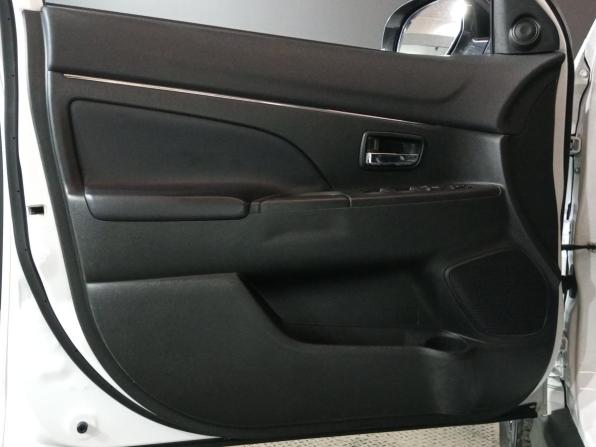 Mitsubishi ASX I Рестайлинг с пробегом 2014 года, цена 1 060 000 рублей, 200852 км, внедорожник, Автокод Объявления
