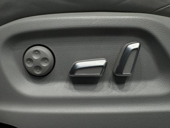 Audi Q5 I (8R) Рестайлинг с пробегом 2014 года, цена 1 950 000 рублей, 247005 км, внедорожник, Автокод Объявления