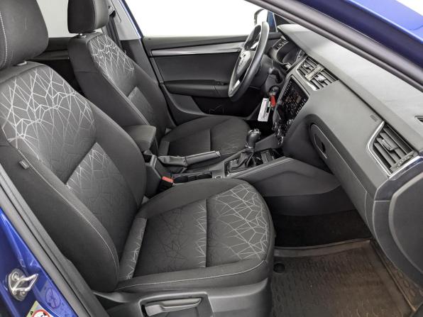 Skoda Octavia III (A7) Рестайлинг с пробегом 2019 года, цена 1 825 000 рублей, 104479 км, лифтбек, Автокод Объявления