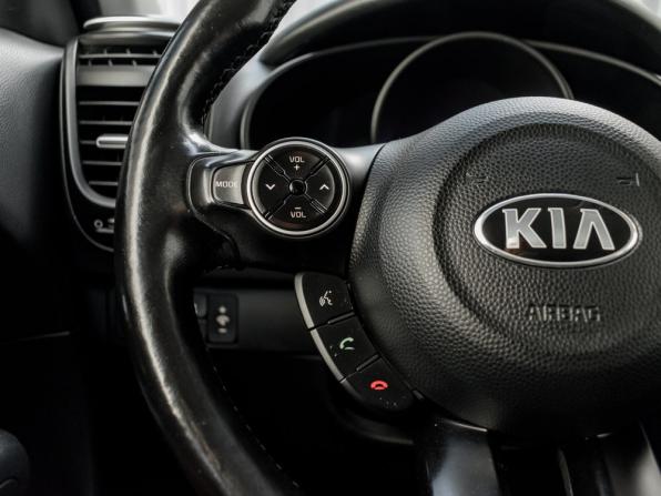 Kia Soul II Рестайлинг с пробегом 2017 года, цена 1 165 000 рублей, 179719 км, хэтчбек, Автокод Объявления