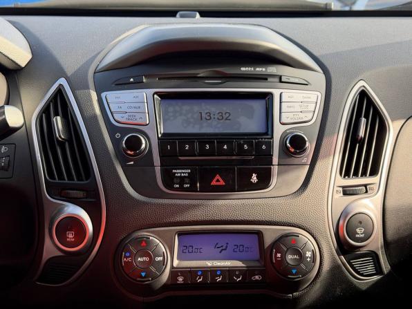 Hyundai ix35 I с пробегом 2011 года, цена 995 000 рублей, 220000 км, внедорожник, Автокод Объявления