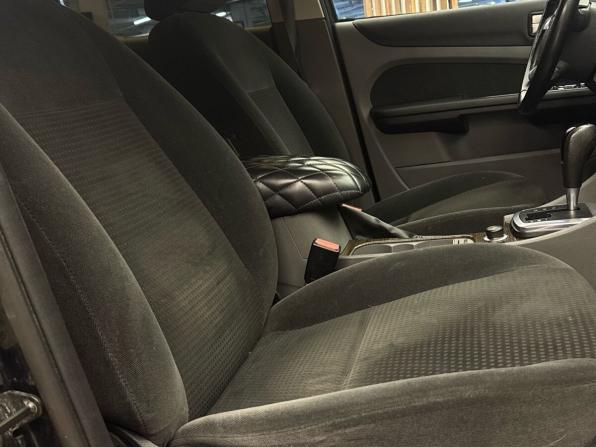 Ford Focus II Рестайлинг с пробегом 2008 года, цена 590 000 рублей, 185640 км, седан, Автокод Объявления