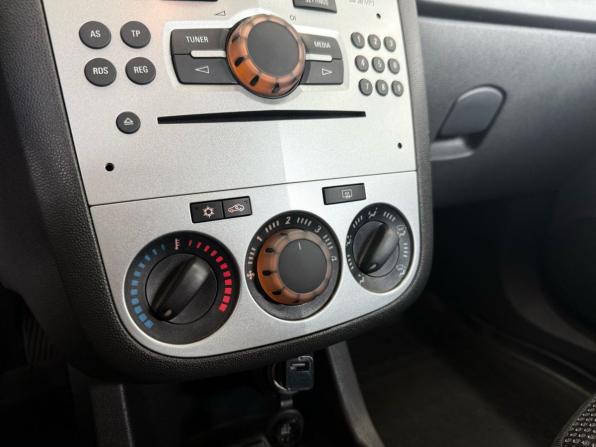 Opel Corsa D Рестайлинг II с пробегом 2013 года, цена 729 000 рублей, 165693 км, хэтчбек, Автокод Объявления