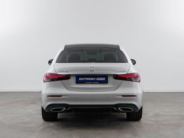 Mercedes-Benz E-Класс V (W213 S213 C238) Рестайлинг с пробегом 2020 года, цена 5 099 050 рублей, 74527 км, седан, Автокод Объявления