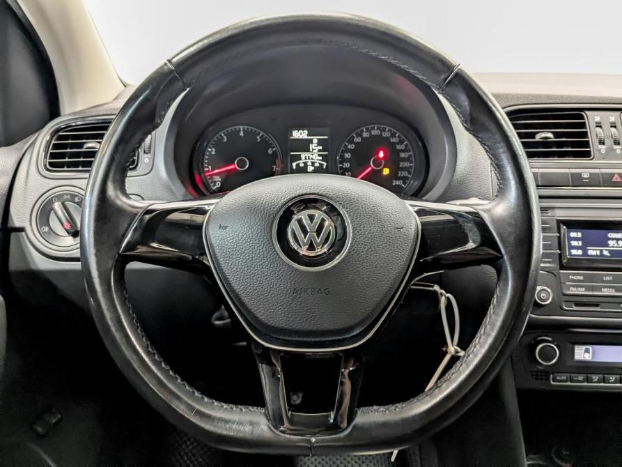 Volkswagen Polo V Рестайлинг Санкт-Петербург  - изображение 21
