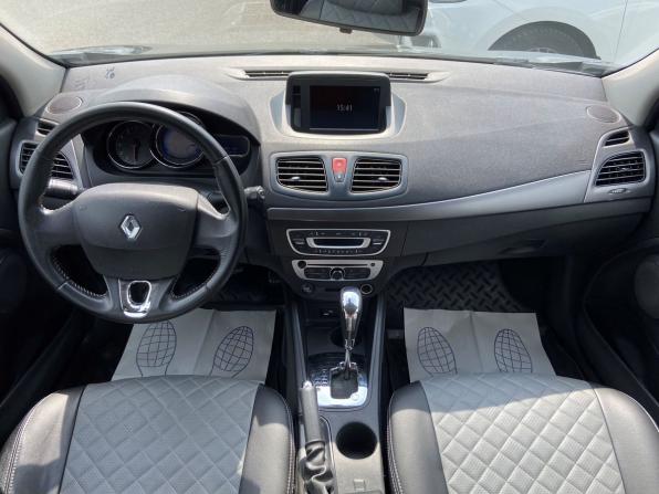 Renault Megane III Рестайлинг 2 с пробегом 2014 года, цена 715 000 рублей, 237013 км, хэтчбек, Автокод Объявления