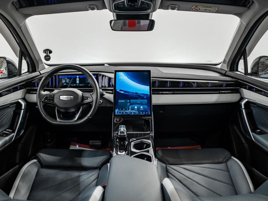Geely Atlas II Красноярск  - изображение 10
