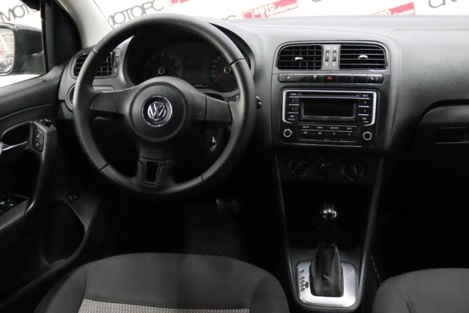 Volkswagen Polo V Рестайлинг с пробегом 2015 года, цена 935 170 рублей, 161324 км, седан, Автокод Объявления