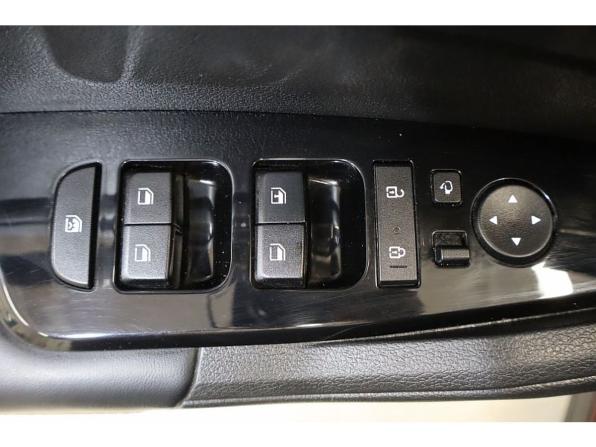 Kia Sportage V с пробегом 2023 года, цена 3 250 000 рублей, 74907 км, внедорожник, Автокод Объявления
