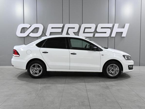 Volkswagen Polo V Рестайлинг с пробегом 2016 года, цена 1 099 000 рублей, 171719 км, седан, Автокод Объявления