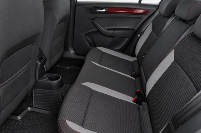 Volkswagen Polo VI с пробегом 2021 года, цена 1 829 000 рублей, 67700 км, лифтбек, Автокод Объявления