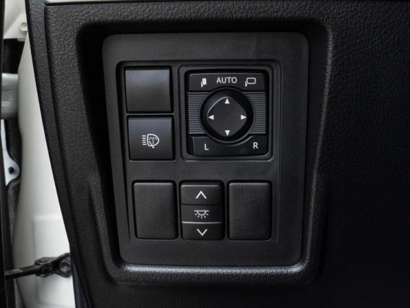 Toyota Land Cruiser Prado 150 Series Рестайлинг 3 с пробегом 2021 года, цена 7 850 000 рублей, 110021 км, внедорожник, Автокод Объявления